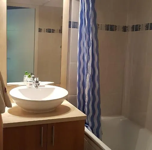 Apartment 2 Avec Jardinet, Piscine Vue Sur La Montagne Luz-Saint-Sauveur