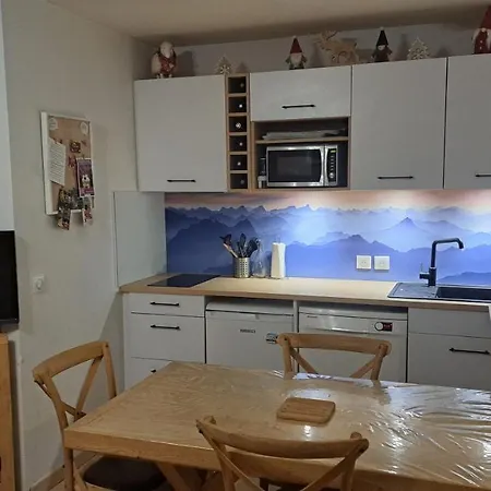 2 Avec Jardinet, Piscine Vue Sur La Montagne *